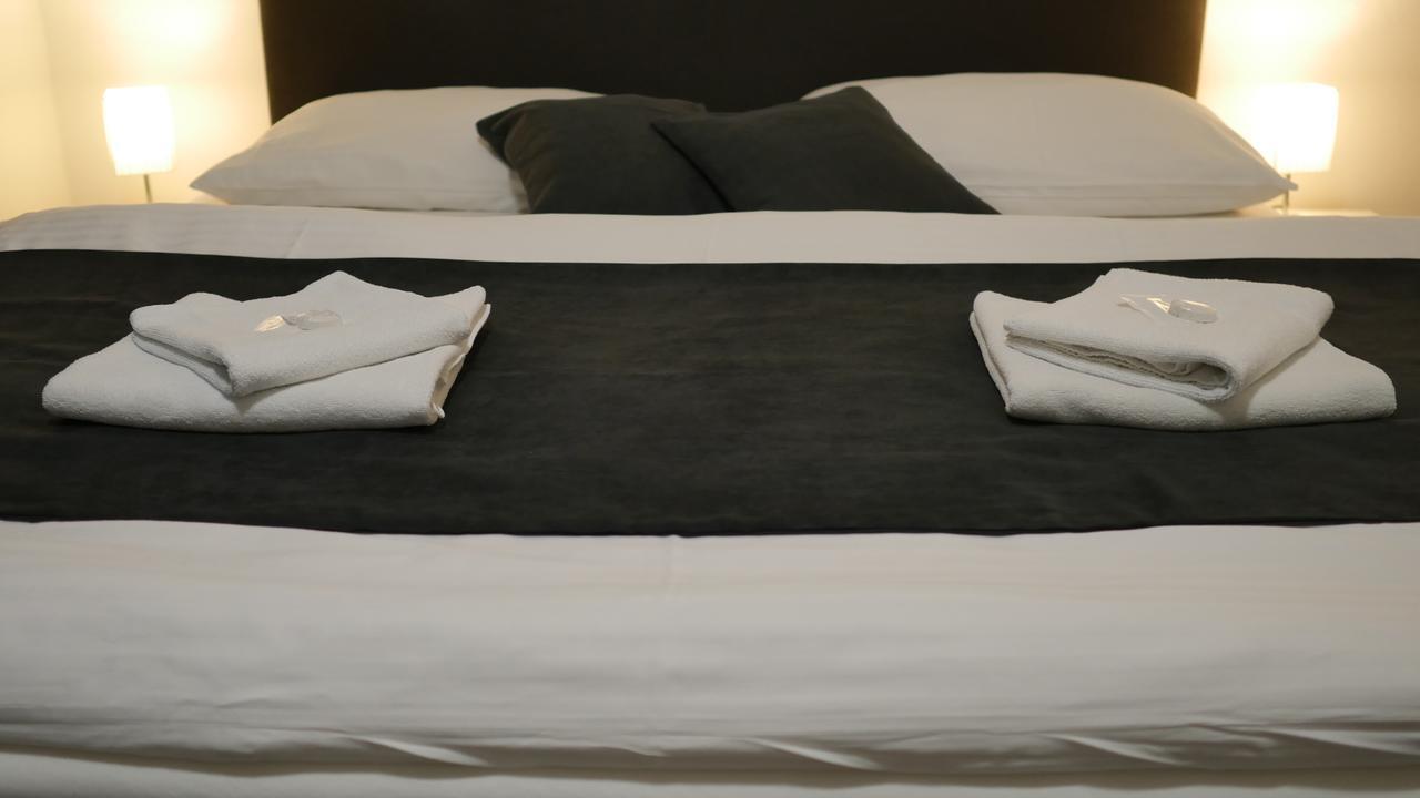 Hotel Bily Konicek เชบอนย์ ภายนอก รูปภาพ